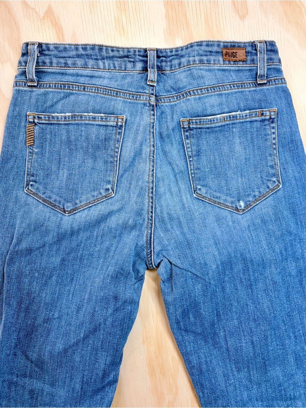 PAIGE Carter Slim Boyfriend Jeans Distressed Light Wash Size 28 - Picture 4 of 10